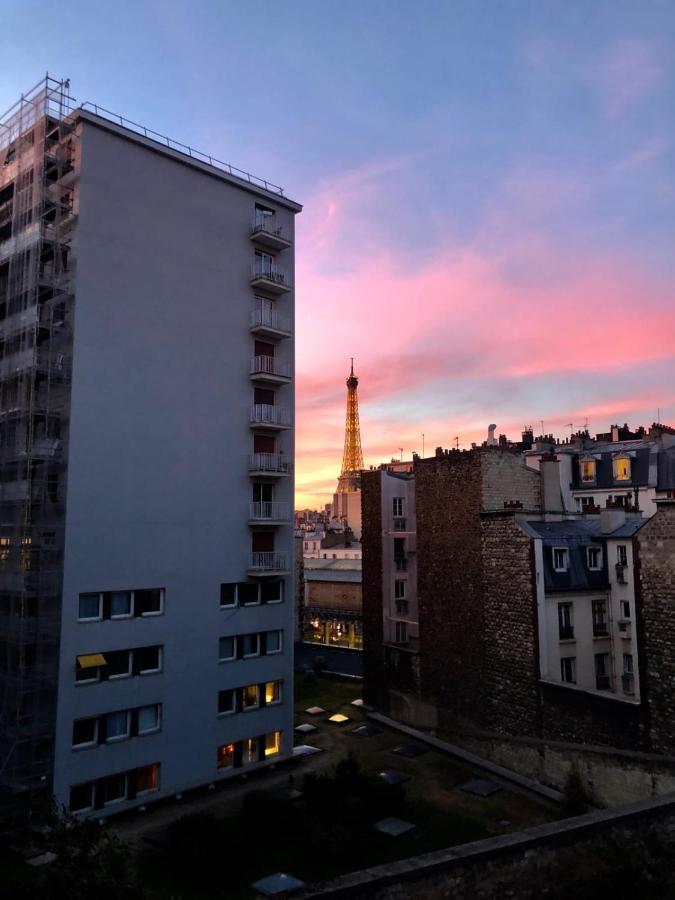 Superb Apartment With Balcony & Eiffel Tower View Párizs Kültér fotó